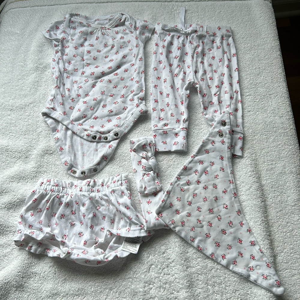Baby gap set 3-6m